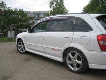 2000 Mazda Familia S-Wagon Images