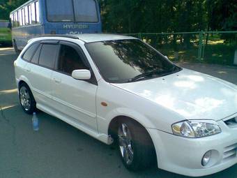 2000 Mazda Familia S-Wagon Photos