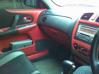 2000 Mazda Familia S-Wagon Photos