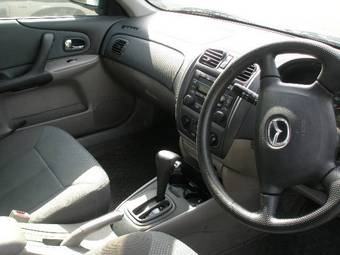2001 Mazda Familia S-Wagon Photos