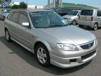 2001 Mazda Familia S-Wagon Pictures