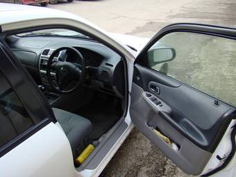 2002 Mazda Familia S-Wagon Photos