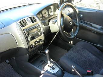 2002 Mazda Familia S-Wagon Photos