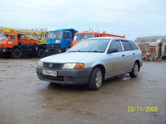 1999 Mazda Familia Van