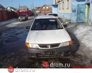 1999 Mazda Familia Van Pictures