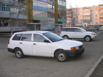 2000 Mazda Familia Van