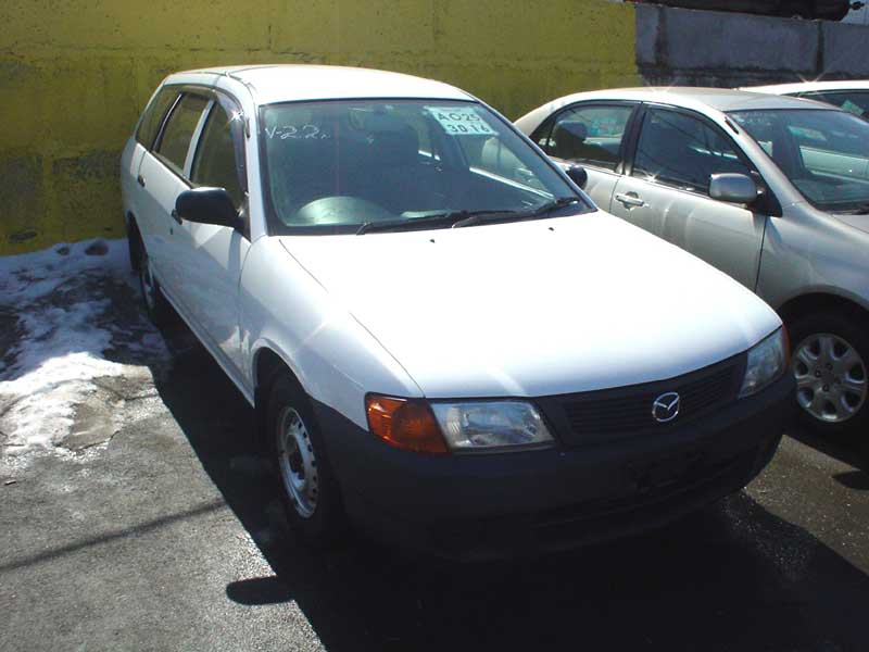 2000 Mazda Familia Van Pictures