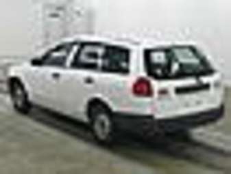 2002 Mazda Familia Van Images