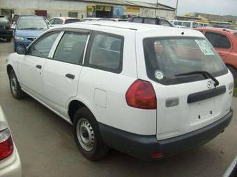 2002 Mazda Familia Van Photos