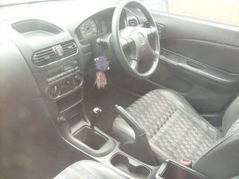 2002 Mazda Familia Van Pictures