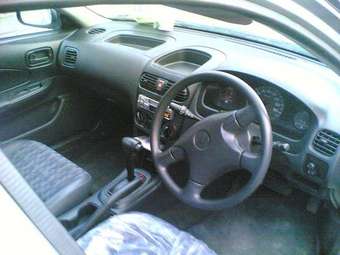 2003 Mazda Familia Van Photos