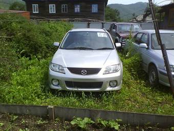 2000 Mazda Familia Wagon Pictures