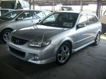 2001 Mazda Familia Wagon Pics