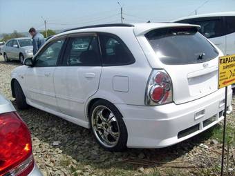 2002 Mazda Familia Wagon Photos