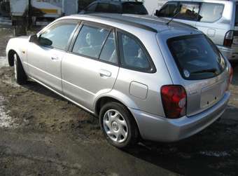 2003 Mazda Familia Wagon Pictures