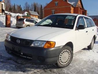 2003 Mazda Familia Wagon Photos