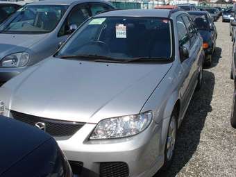 2004 Mazda Familia Wagon Pictures