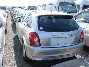 2004 Mazda Familia Wagon Pics