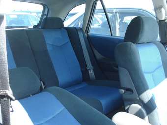 2004 Mazda Familia Wagon Photos