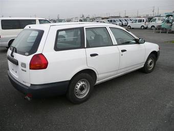 2004 Mazda Familia Wagon Pics