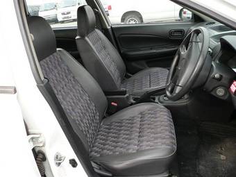 2004 Mazda Familia Wagon Photos
