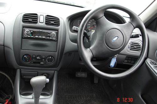 2000 Mazda Ford Laser Pictures