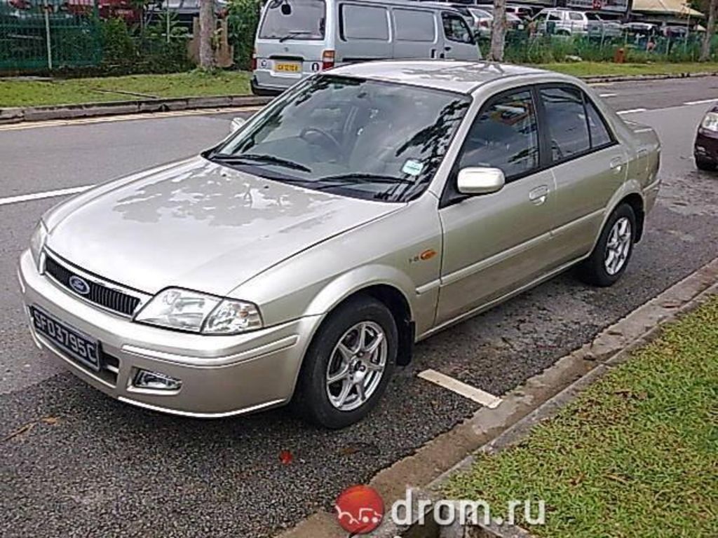 2001 Mazda Ford Laser