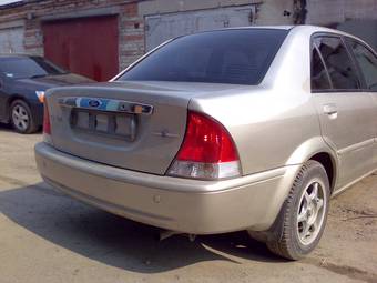 2002 Mazda Ford Laser Pictures