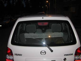 2000 Mazda MAZDA2 Pictures