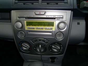 2003 Mazda MAZDA2 For Sale