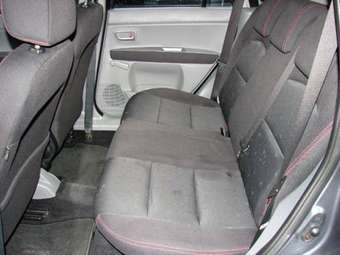 2003 Mazda MAZDA2 Pics