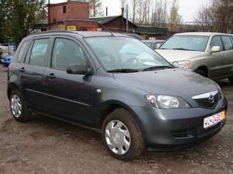 2003 Mazda MAZDA2 Photos