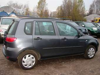 2003 Mazda MAZDA2 Pictures