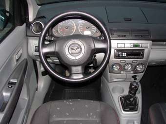 2003 Mazda MAZDA2 Wallpapers