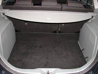2003 Mazda MAZDA2 Pictures