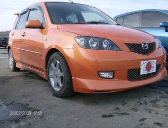 2003 Mazda MAZDA2 Photos
