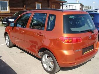 2003 Mazda MAZDA2 Pictures