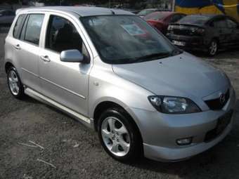 2004 Mazda MAZDA2 Pics