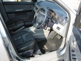 2004 Mazda MAZDA2 Pictures