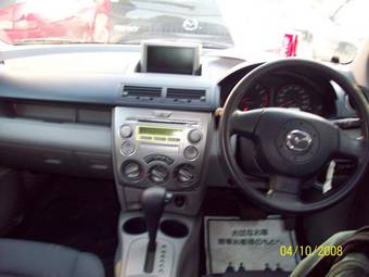 2004 Mazda MAZDA2 Pics