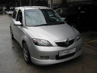 2004 Mazda MAZDA2 Photos