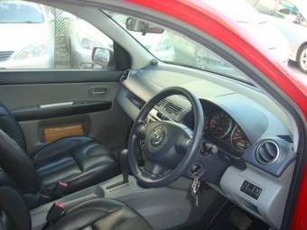 2004 Mazda MAZDA2 Photos