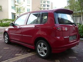 2004 Mazda MAZDA2 Pictures
