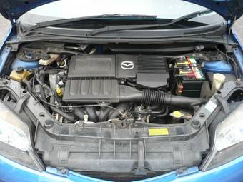 2004 Mazda MAZDA2 Pics