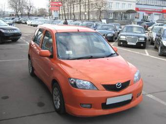 2004 Mazda MAZDA2 Pictures