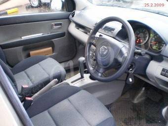 2004 Mazda MAZDA2 Photos