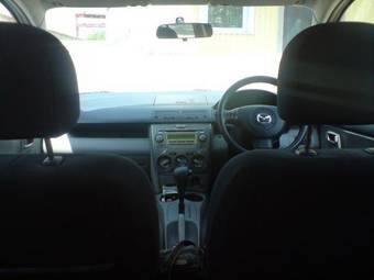 2004 Mazda MAZDA2 Photos