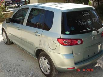 2005 Mazda MAZDA2 Pictures
