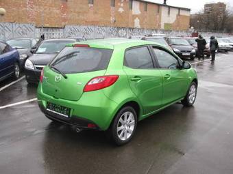 2008 Mazda MAZDA2 Pictures