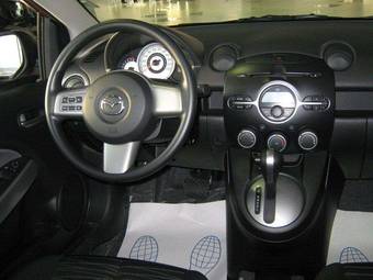 2009 Mazda MAZDA2 Wallpapers
